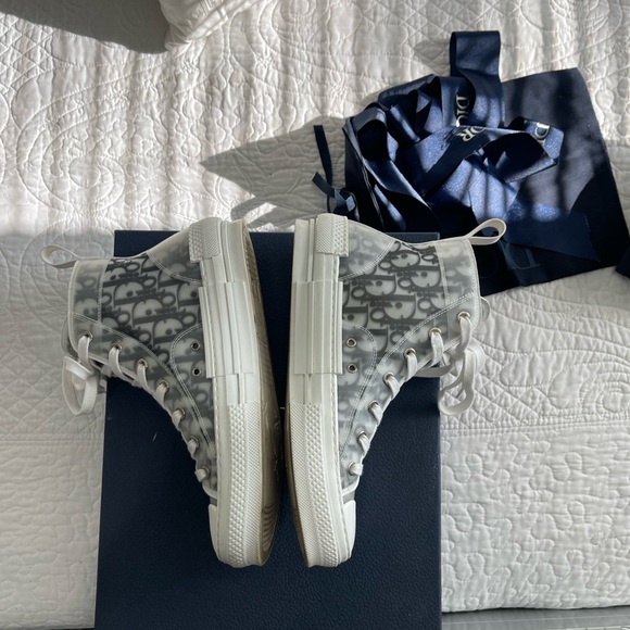 Dior B23 High-Top Sneaker White and Black Oblique Canvas 40.5 - Picture 13 of 16